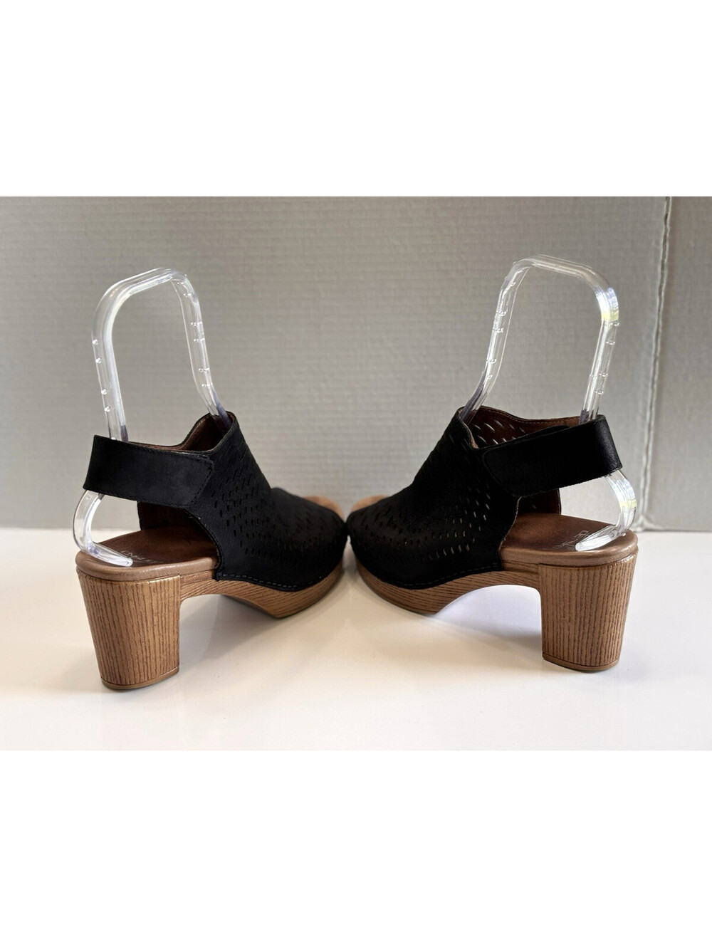 Dansko Danae Milled Nubuck Black Leather Women's Size 9.5 Heel Sandals Slingback - Picture 9 of 13
